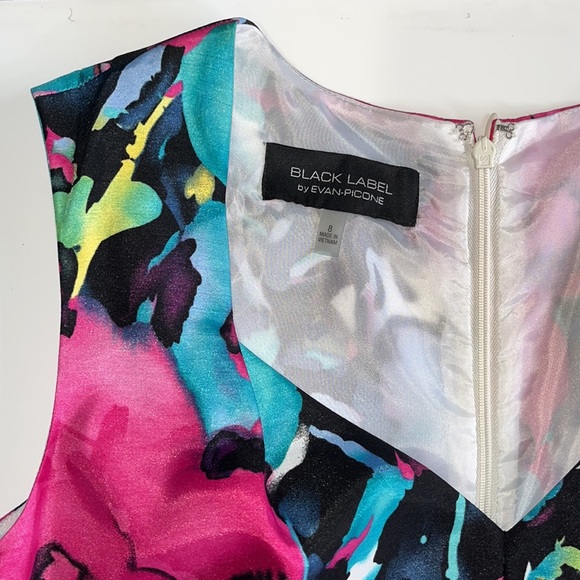 Black Label by Evan-Picone Multicolored Floral Asymmetrical Back Zip Sleeveless - Picture 6 of 10